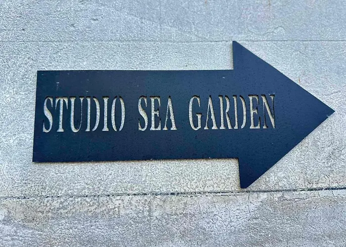 Sea Garden *