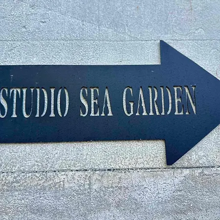 Sea Garden *